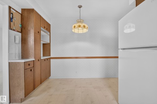 10968 35A Avenue Nw, Edmonton, AB 