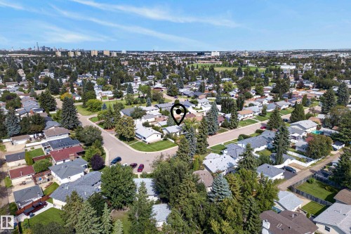 10968 35A Avenue Nw, Edmonton, AB 