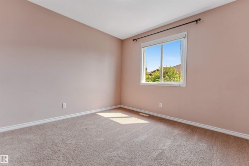 6947 19A Avenue Sw, Edmonton, AB - Indoor Photo Showing Other Room
