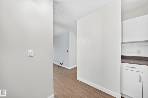 #101 11511 130 St Nw, Edmonton, AB 
