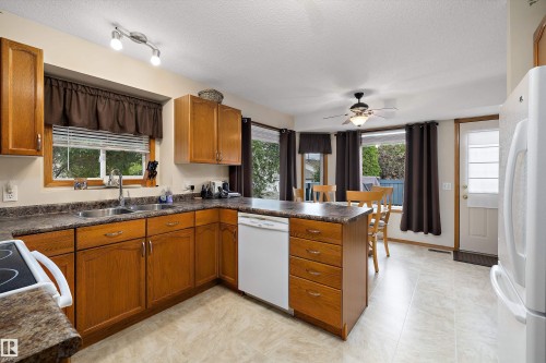 33 Dorian Way, Sherwood Park, AB 