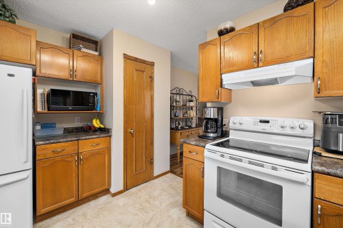 33 Dorian Way, Sherwood Park, AB 