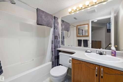 33 Dorian Way, Sherwood Park, AB 