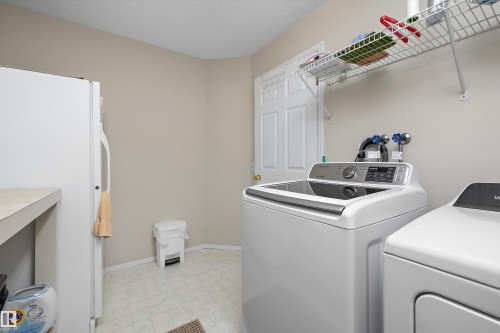 33 Dorian Way, Sherwood Park, AB 