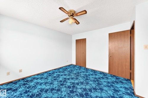 17951 80 Avenue Nw, Edmonton, AB - Indoor Photo Showing Bedroom