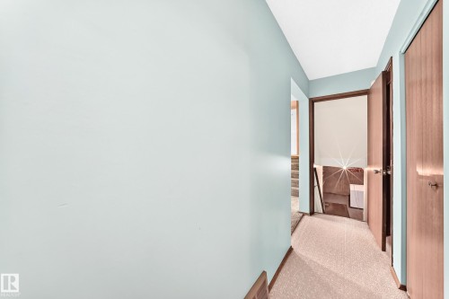 17951 80 Avenue Nw, Edmonton, AB - Indoor Photo Showing Other Room