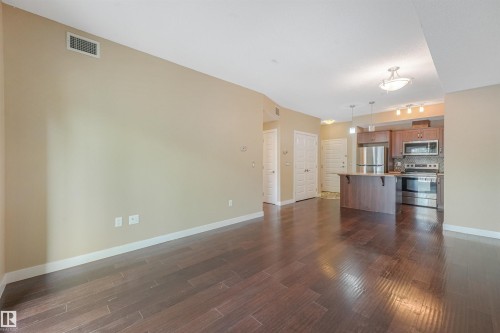 #214 8730 82 Av Nw, Edmonton, AB 