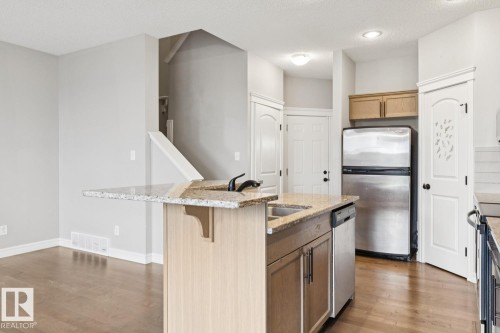 17011 38 Street Nw, Edmonton, AB 