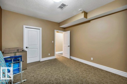 816 Wildwood Crescent Nw, Edmonton, AB 