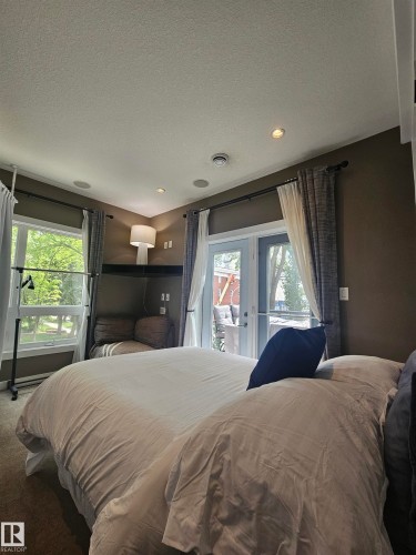 8306 108 Street Nw, Edmonton, AB 