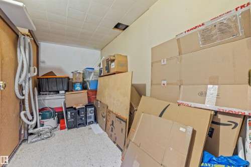 Image quality insufficient for description - 13320 123 Street Nw, Edmonton, AB - Indoor