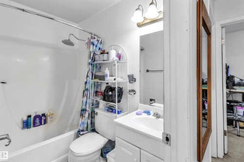 3889 85 Street Nw, Edmonton, AB 