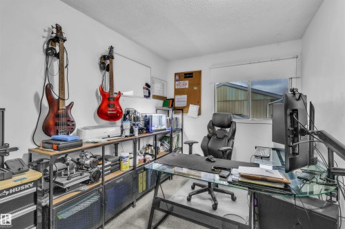 3889 85 Street Nw, Edmonton, AB 
