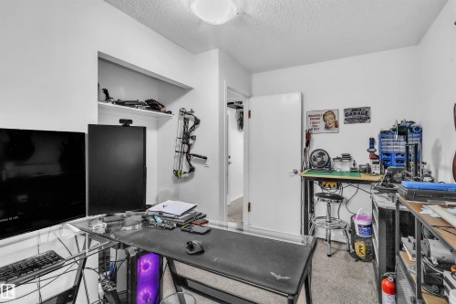 3889 85 Street Nw, Edmonton, AB 