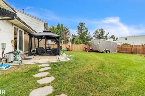 3889 85 Street Nw, Edmonton, AB 