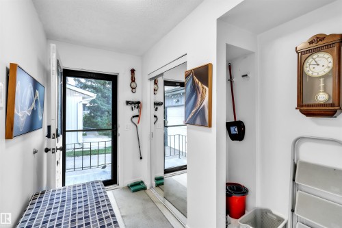 3889 85 Street Nw, Edmonton, AB 
