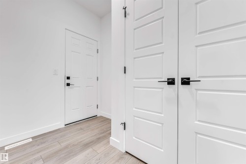 904 17 Avenue Nw, Edmonton, AB 