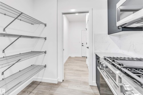 904 17 Avenue Nw, Edmonton, AB 