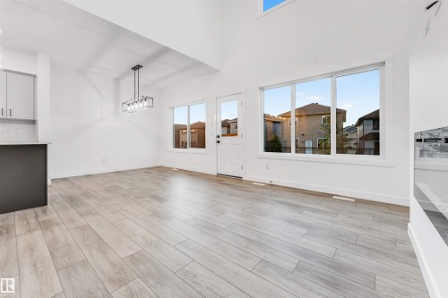 904 17 Avenue Nw, Edmonton, AB 