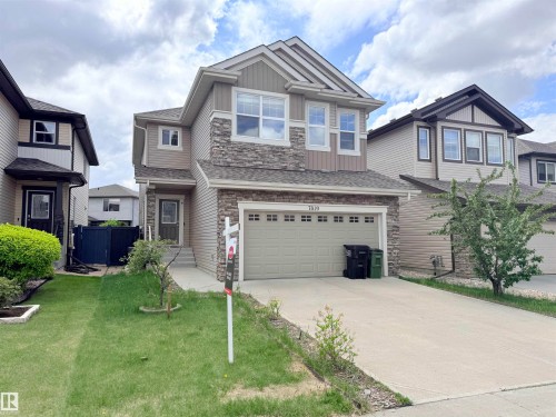 7819 173 Avenue Nw, Edmonton, AB - Outdoor With Facade