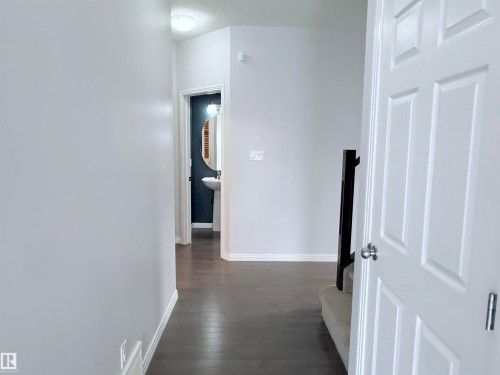 7819 173 Avenue Nw, Edmonton, AB - Indoor Photo Showing Other Room
