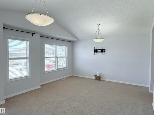 7819 173 Avenue Nw, Edmonton, AB - Indoor Photo Showing Other Room
