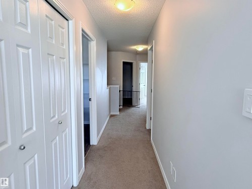 7819 173 Avenue Nw, Edmonton, AB - Indoor Photo Showing Other Room