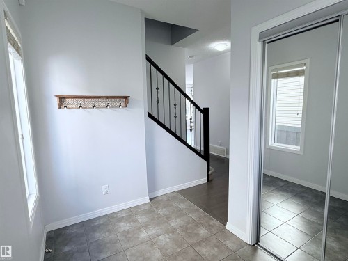 7819 173 Avenue Nw, Edmonton, AB - Indoor Photo Showing Other Room