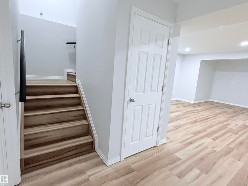 7819 173 Avenue Nw, Edmonton, AB - Indoor Photo Showing Other Room