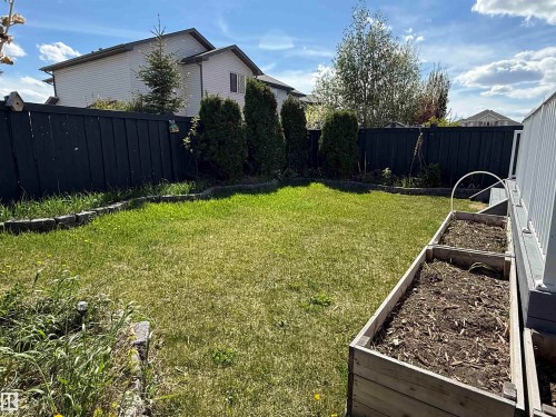 7819 173 Avenue Nw, Edmonton, AB - Outdoor