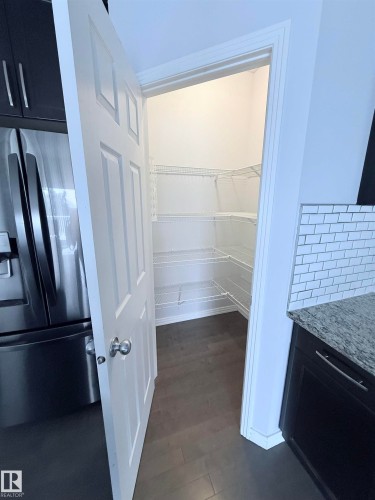 7819 173 Avenue Nw, Edmonton, AB - Indoor Photo Showing Other Room