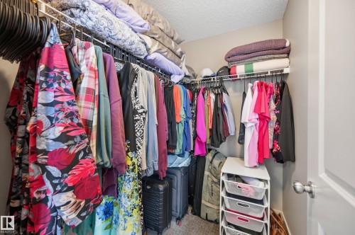 704 176 Street Sw, Edmonton, AB - Indoor With Storage