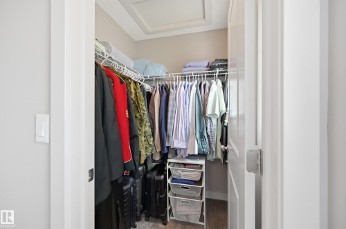 704 176 Street Sw, Edmonton, AB - Indoor With Storage