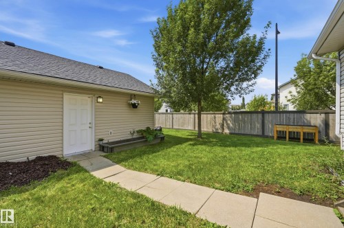 704 176 Street Sw, Edmonton, AB - Outdoor