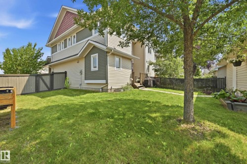 704 176 Street Sw, Edmonton, AB - Outdoor