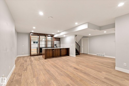 10637 128 Street Nw, Edmonton, AB 