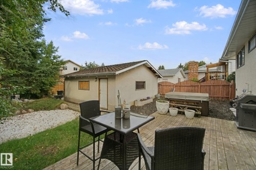 5928 11 Avenue Nw, Edmonton, AB 