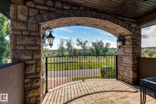 1840 Westmount Boulevard, Calgary, AB 