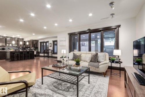 1840 Westmount Boulevard, Calgary, AB 