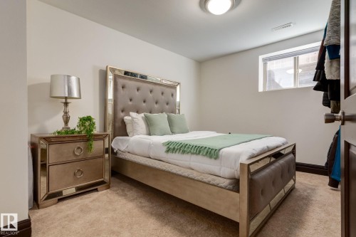 1840 Westmount Boulevard, Calgary, AB 