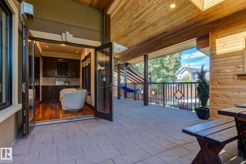1840 Westmount Boulevard, Calgary, AB 