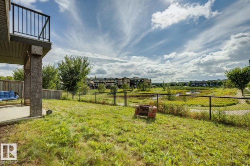 811 Albany Cove Nw, Edmonton, AB 
