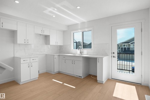 922 19 Avenue Nw, Edmonton, AB 
