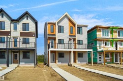 922 19 Avenue NW  Edmonton, AB T6T 1J1