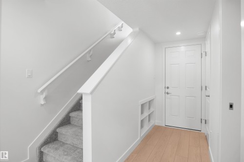 922 19 Avenue Nw, Edmonton, AB 