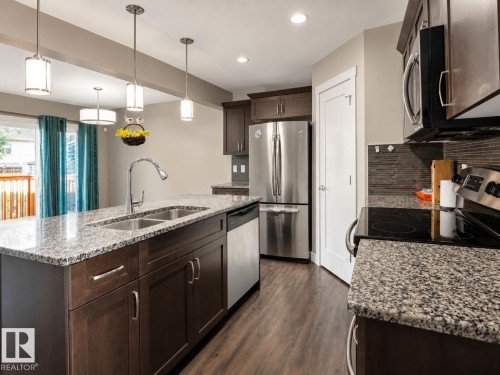 20312 42 Avenue Nw, Edmonton, AB - Indoor Photo Showing Kitchen With Stainless Steel Kitchen With Double Sink With Upgraded Kitchen