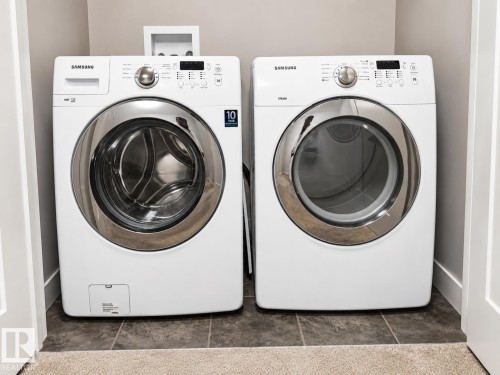 20312 42 Avenue Nw, Edmonton, AB - Indoor Photo Showing Laundry Room