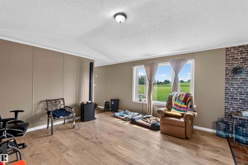 58502 Rng Rd 273, Rural Westlock County, AB - Indoor