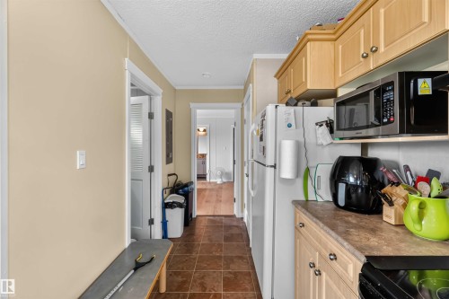 58502 Rng Rd 273, Rural Westlock County, AB - Indoor Photo Showing Kitchen