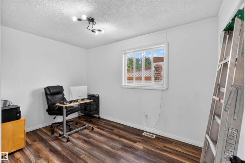 58502 Rng Rd 273, Rural Westlock County, AB - Indoor Photo Showing Office